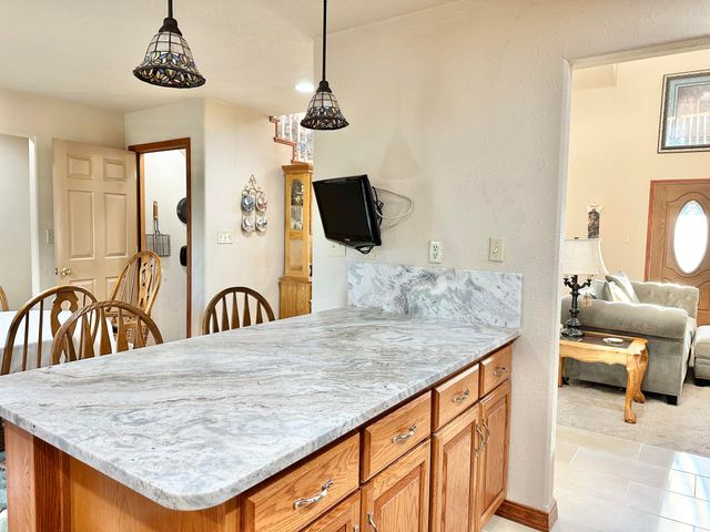 380 S Hartford Avenue, Bolivar, MO 65613