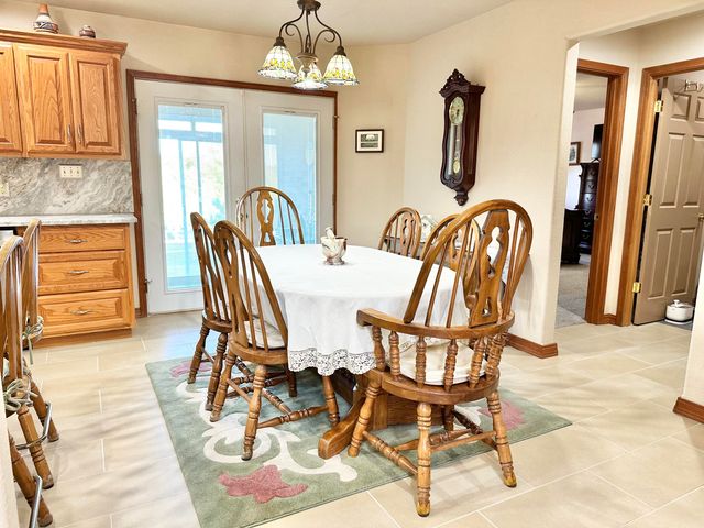 380 S Hartford Avenue, Bolivar, MO 65613