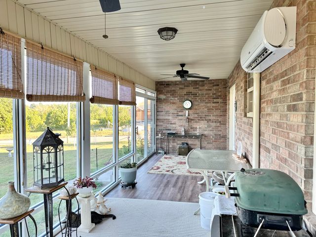 380 S Hartford Avenue, Bolivar, MO 65613