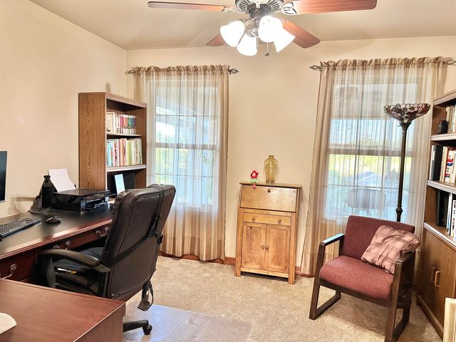 380 S Hartford Avenue, Bolivar, MO 65613