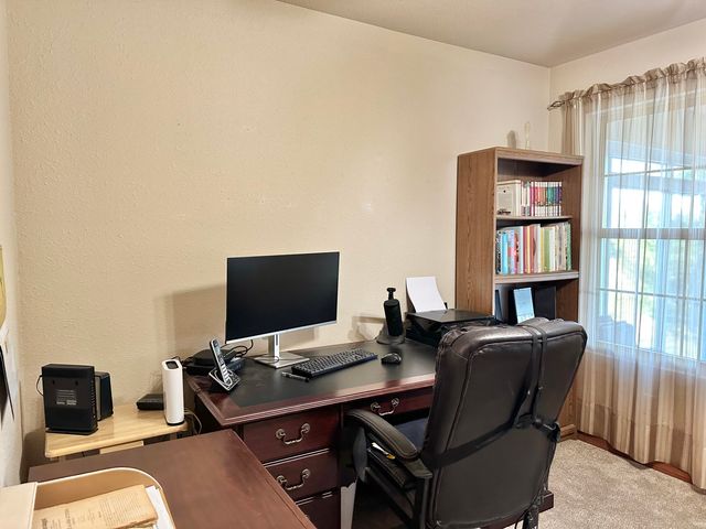 380 S Hartford Avenue, Bolivar, MO 65613