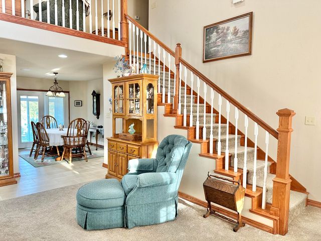 380 S Hartford Avenue, Bolivar, MO 65613