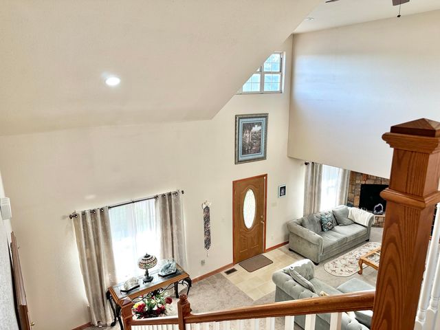 380 S Hartford Avenue, Bolivar, MO 65613