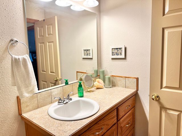 380 S Hartford Avenue, Bolivar, MO 65613