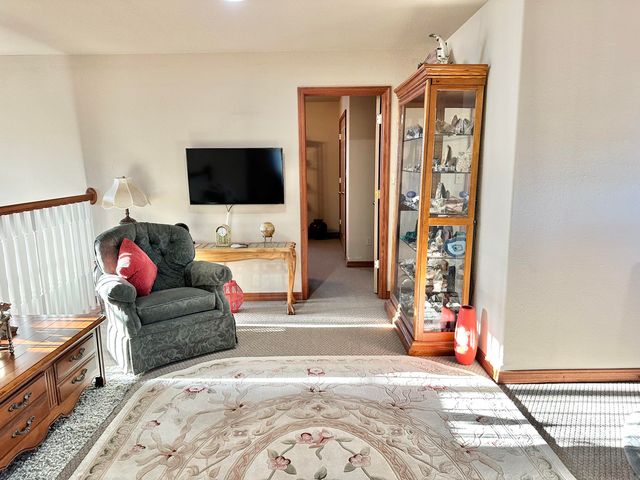 380 S Hartford Avenue, Bolivar, MO 65613