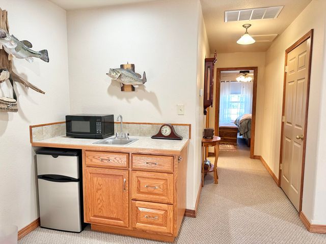 380 S Hartford Avenue, Bolivar, MO 65613