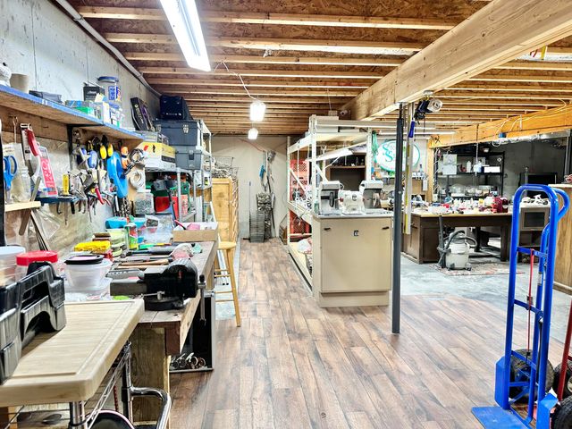 380 S Hartford Avenue, Bolivar, MO 65613