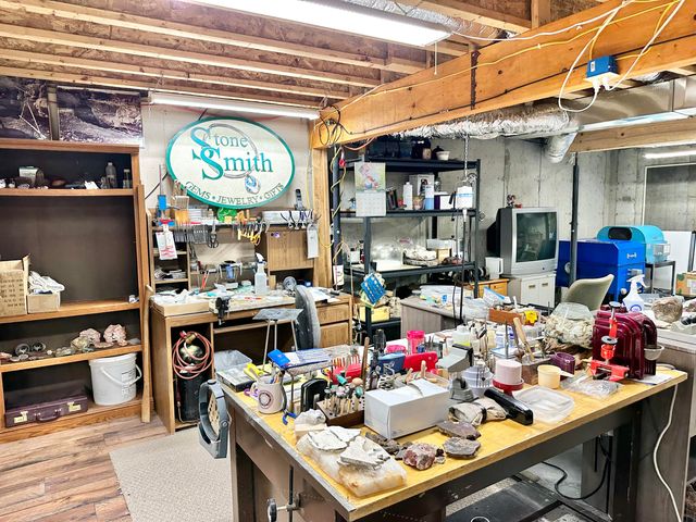 380 S Hartford Avenue, Bolivar, MO 65613