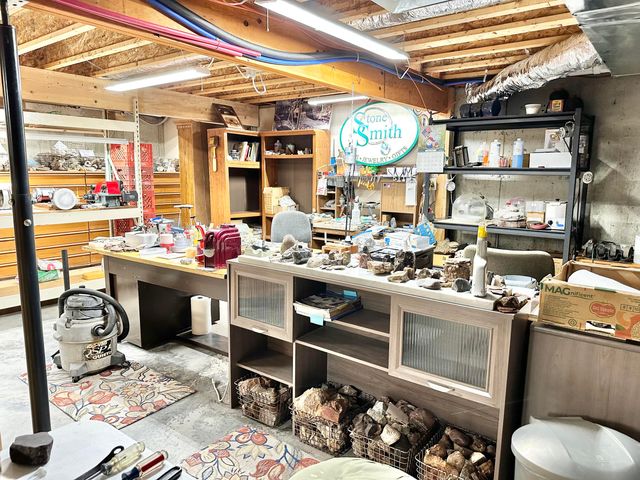 380 S Hartford Avenue, Bolivar, MO 65613