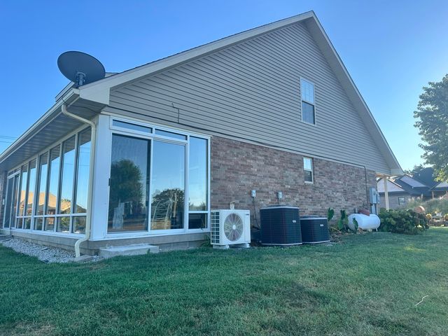 380 S Hartford Avenue, Bolivar, MO 65613