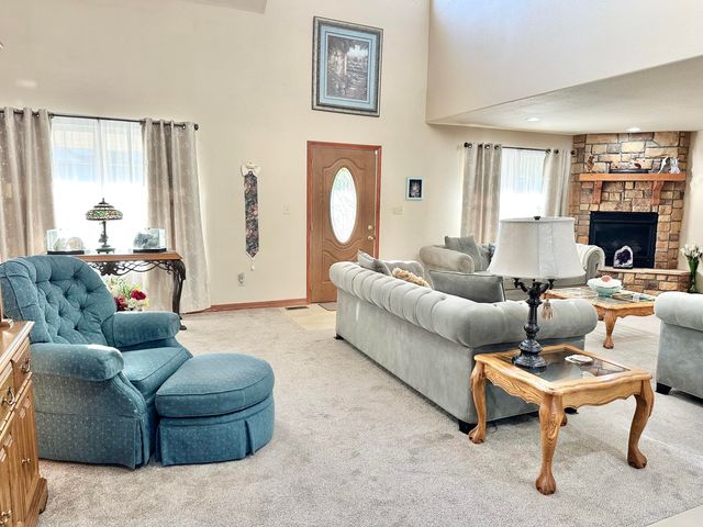 380 S Hartford Avenue, Bolivar, MO 65613