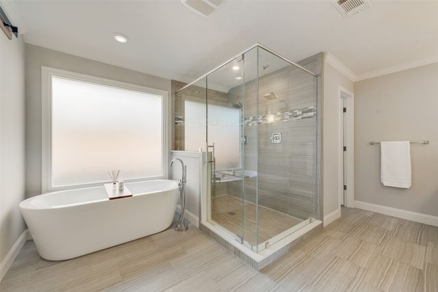6902 Deloache Avenue, Dallas, TX 75225
