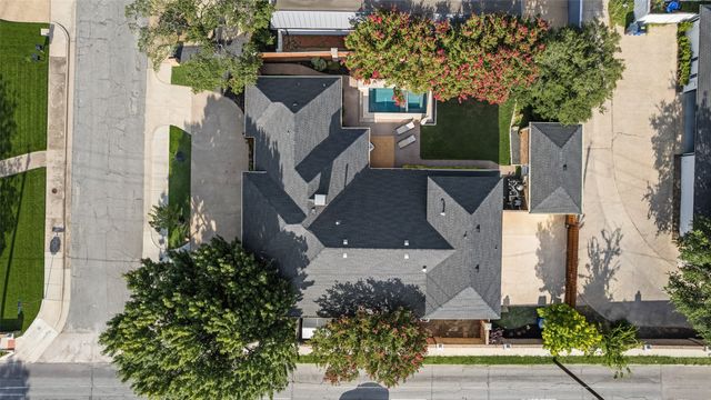 6902 Deloache Avenue, Dallas, TX 75225