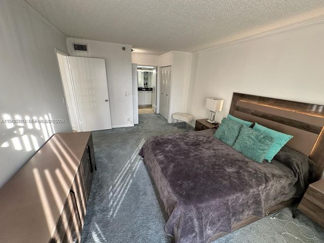 3300 NE 191st Street 518, Aventura, FL 33180