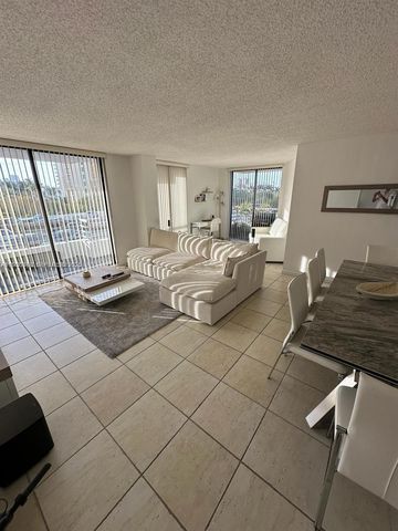 3300 NE 191st Street 518, Aventura, FL 33180