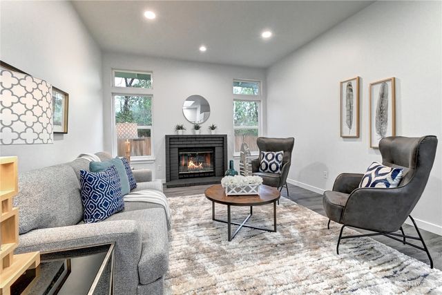 8223 27th Place NE, Lake Stevens, WA 98258