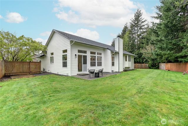 8223 27th Place NE, Lake Stevens, WA 98258