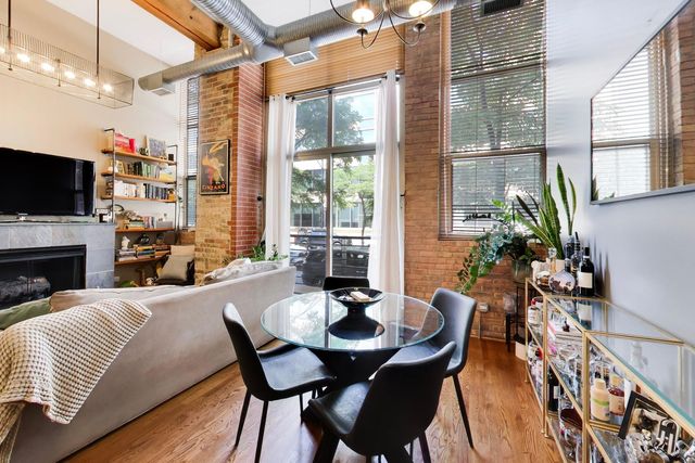 417 S Jefferson Street 102B, Chicago, IL 60607