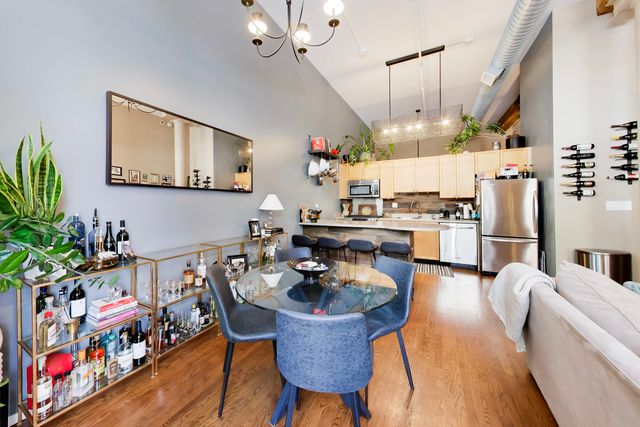 417 S Jefferson Street 102B, Chicago, IL 60607
