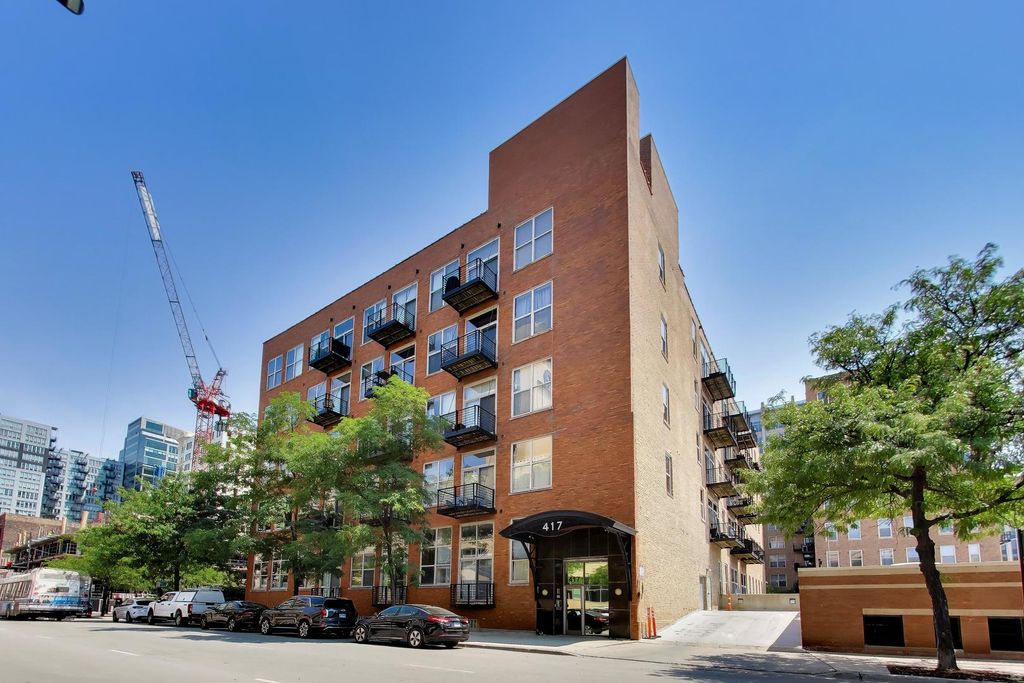 417 S Jefferson Street 102B, Chicago, IL 60607