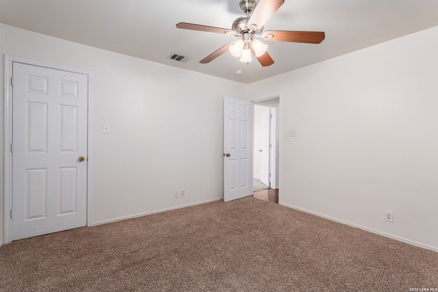 438 Leopard Claw, San Antonio, TX 78251