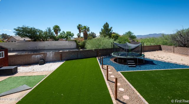 8984 N Eaglestone Loop, Tucson, AZ 85742
