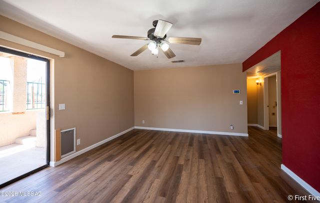 8984 N Eaglestone Loop, Tucson, AZ 85742