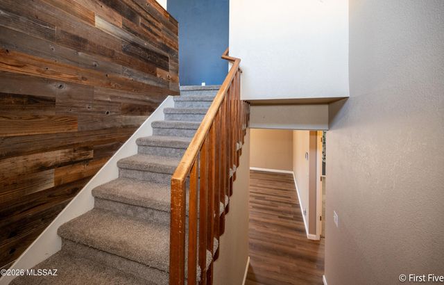 8984 N Eaglestone Loop, Tucson, AZ 85742