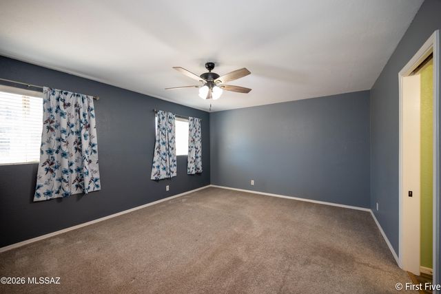 8984 N Eaglestone Loop, Tucson, AZ 85742