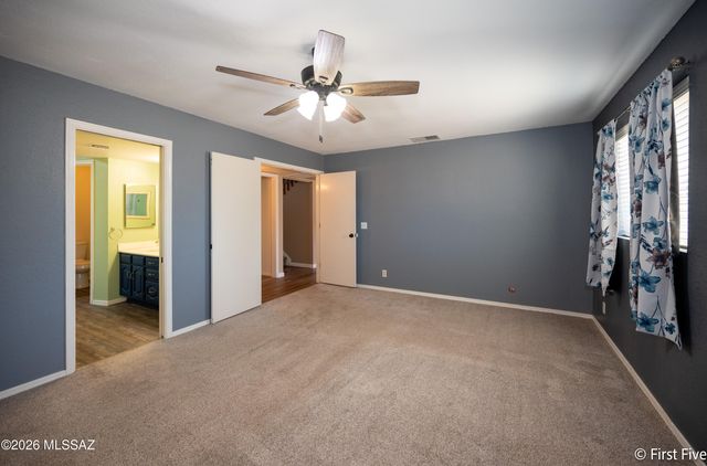 8984 N Eaglestone Loop, Tucson, AZ 85742