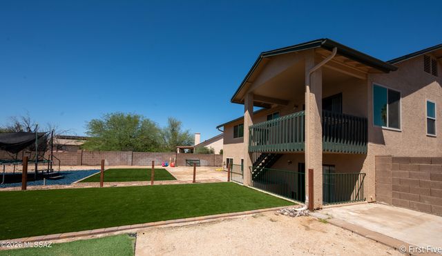 8984 N Eaglestone Loop, Tucson, AZ 85742