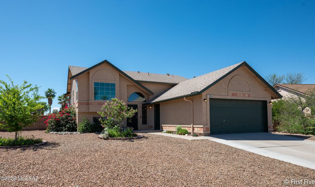 8984 N Eaglestone Loop, Tucson, AZ 85742