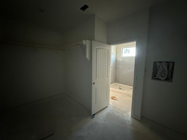 2466 Blackjack Oak Road, Oak Ridge, TX 75161