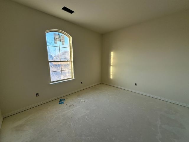 2466 Blackjack Oak Road, Oak Ridge, TX 75161