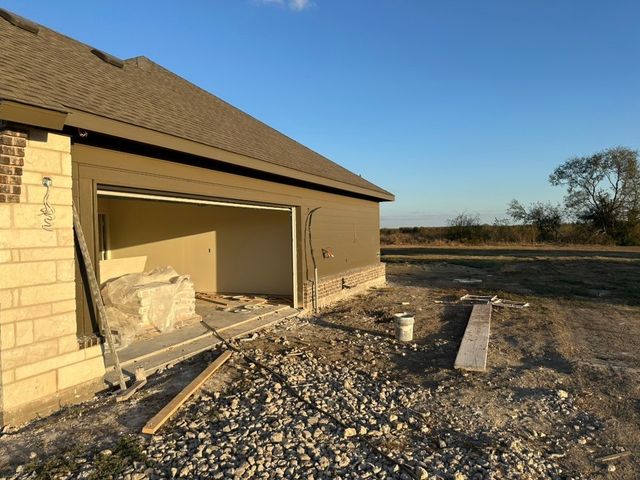 2466 Blackjack Oak Road, Oak Ridge, TX 75161