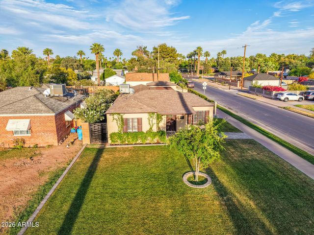 2001 N LAUREL Avenue, Phoenix, AZ 85007
