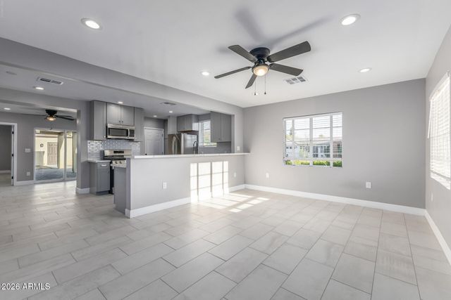 2001 N LAUREL Avenue, Phoenix, AZ 85007