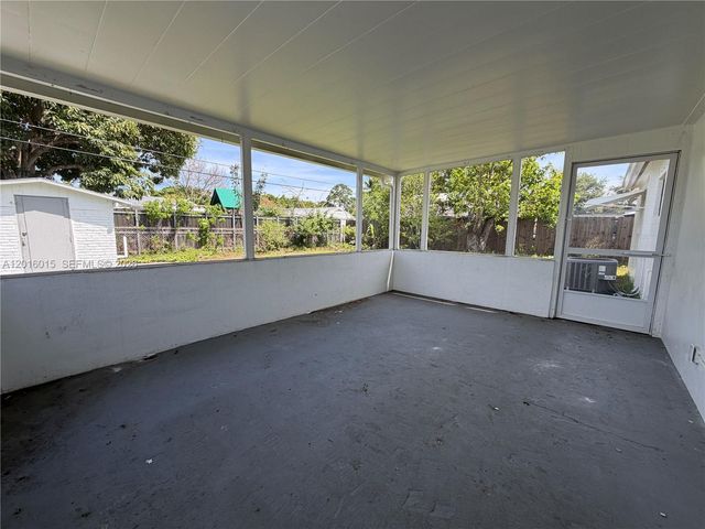 1740 SW 47th Ave, Fort Lauderdale, FL 33317