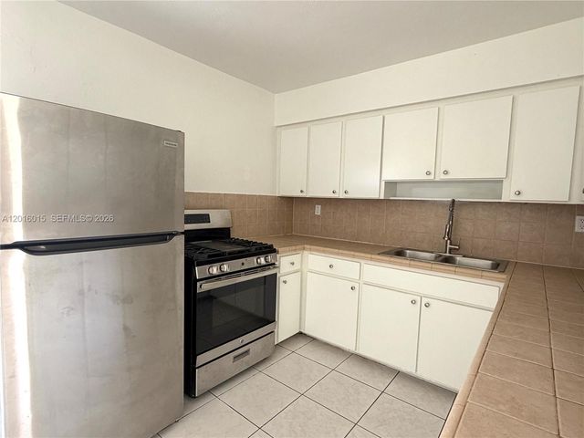 1740 SW 47th Ave, Fort Lauderdale, FL 33317