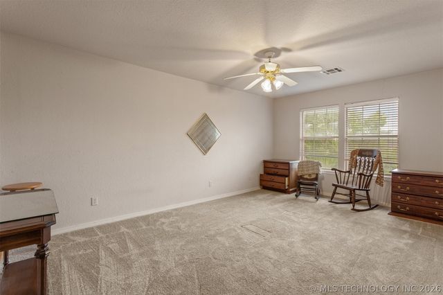 13303 E 95th Place N, Owasso, OK 74055