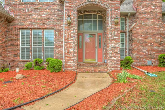 13303 E 95th Place N, Owasso, OK 74055