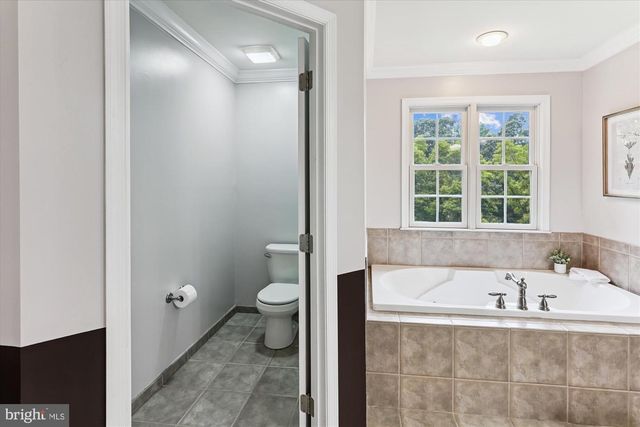 32 GRAYS RD, Harwood, MD 20776