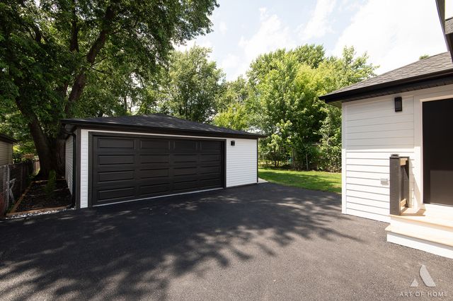 9316 Sayre Avenue, Oak Lawn, IL 60453