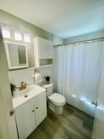 16 Erick Rd 34, Mansfield, MA 02048