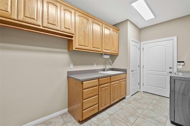 209 Overlook CT, Georgetown, TX 78628