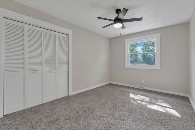 1318 Graf Street, Lancaster, OH 43130
