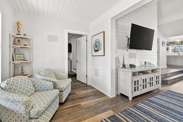 413 Mercer St, Port Aransas, TX 78373