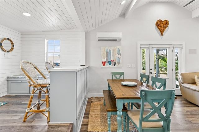 413 Mercer St, Port Aransas, TX 78373