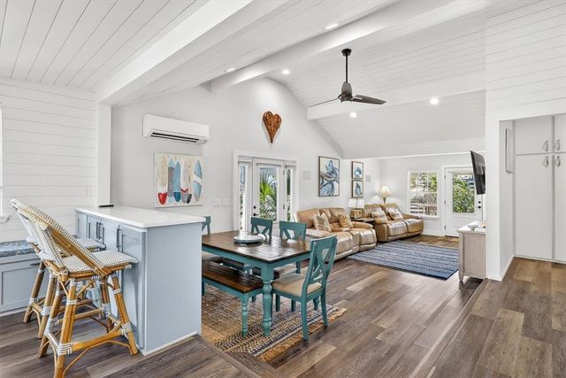 413 Mercer St, Port Aransas, TX 78373