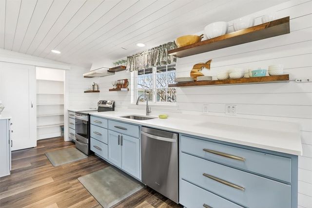 413 Mercer St, Port Aransas, TX 78373